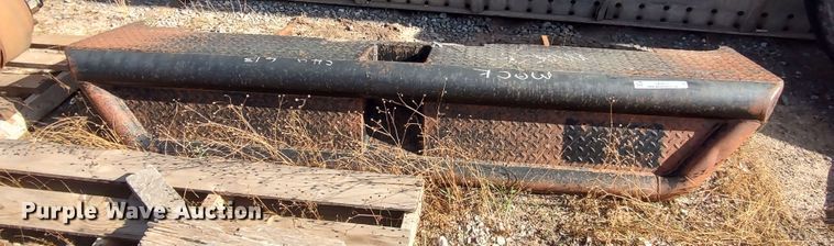 image for item LK9039 Steel bumper