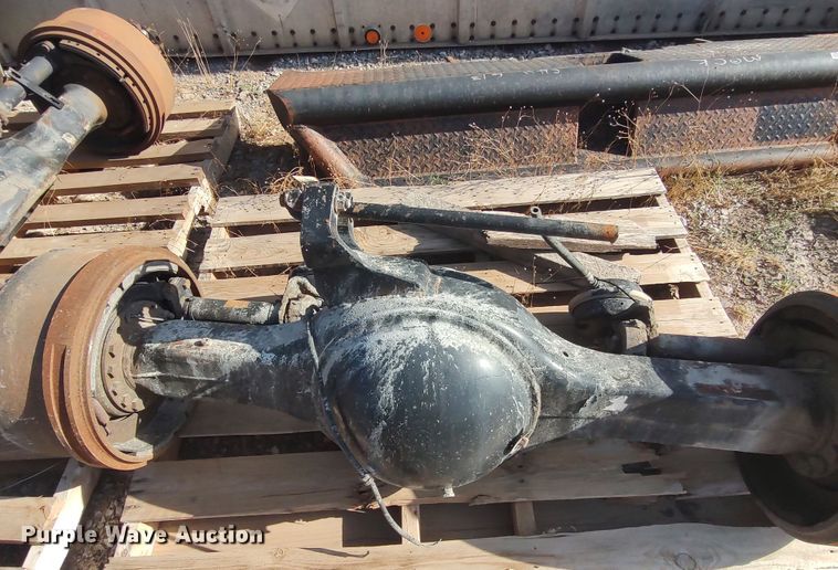 image for item LK9040 (4) axle housings