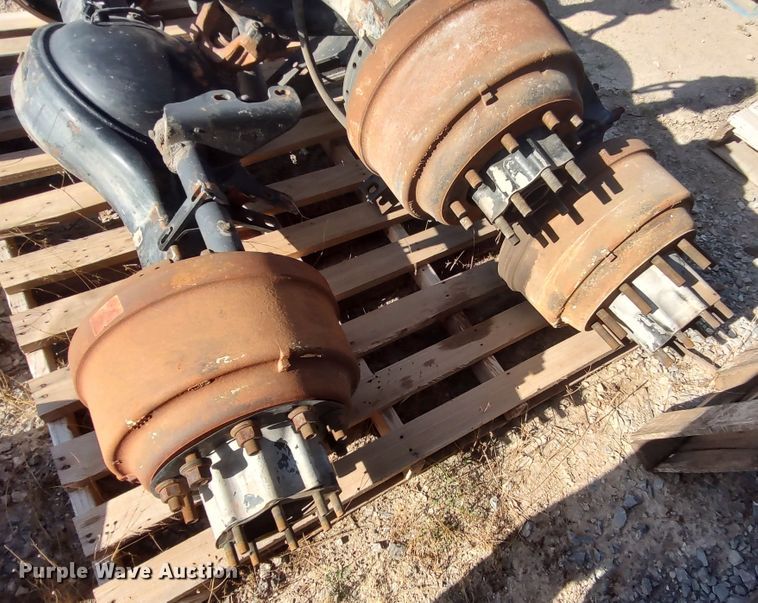 image for item LK9040 (4) axle housings