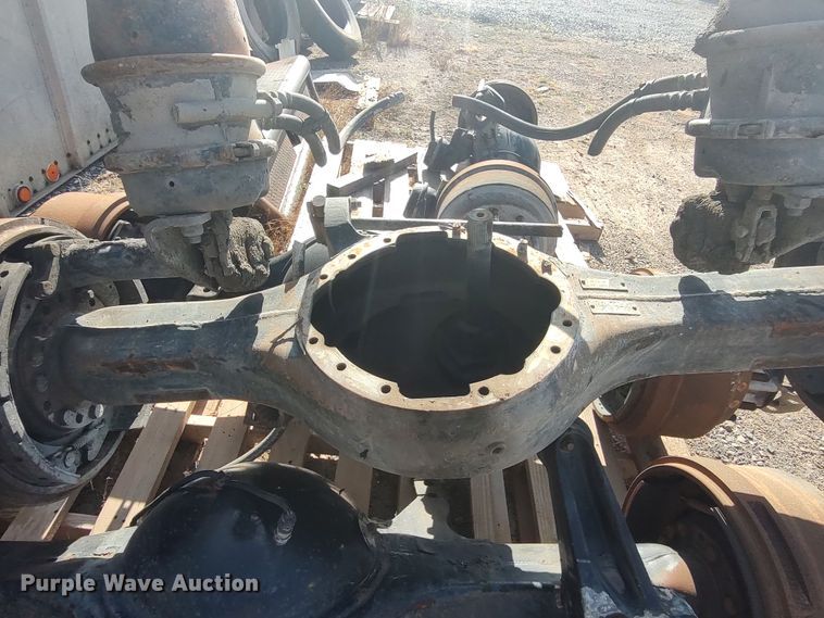 image for item LK9040 (4) axle housings