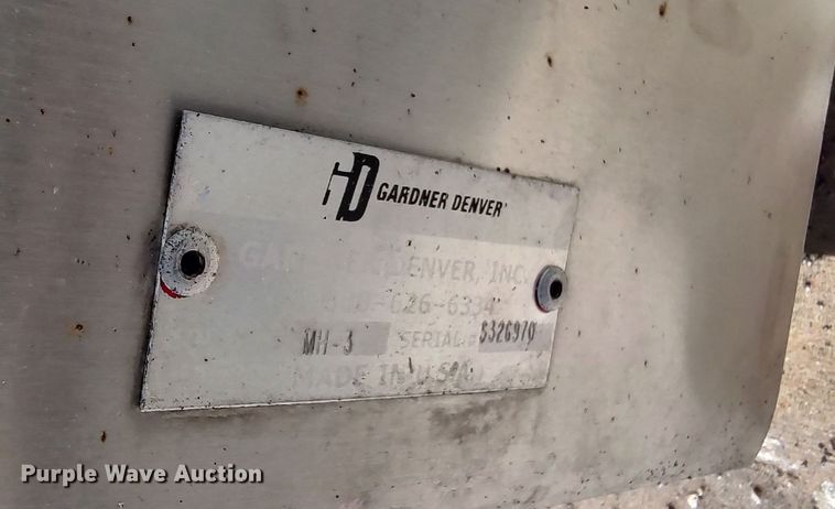 image for item LK9043 Gardner Denver MH3  oil cooler