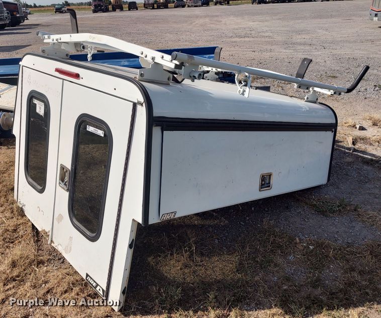 image for item LK9044 ARE  topper