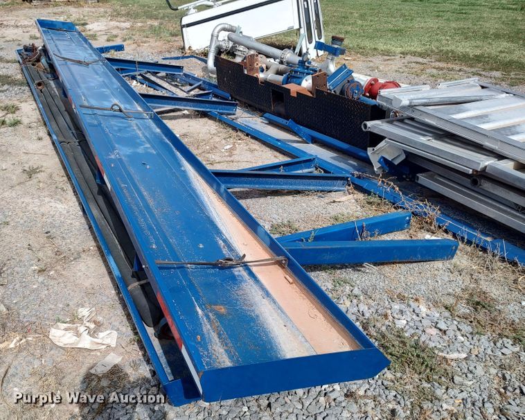 image for item LK9046 (4) tank trailer trays