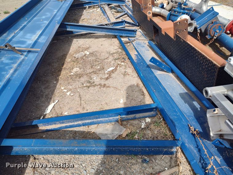 image for item LK9046 (4) tank trailer trays