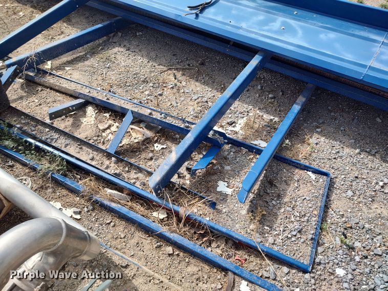 image for item LK9046 (4) tank trailer trays