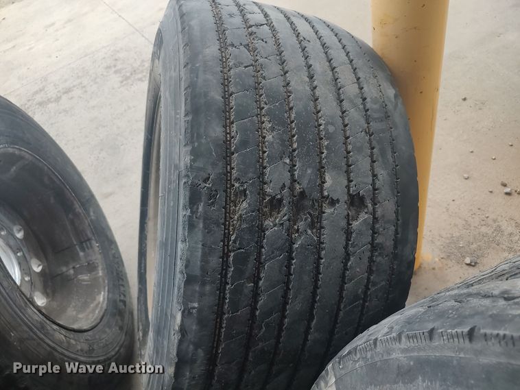 image for item LK9047 (4) Yokohoma 445/50R22.5 tires and wheels