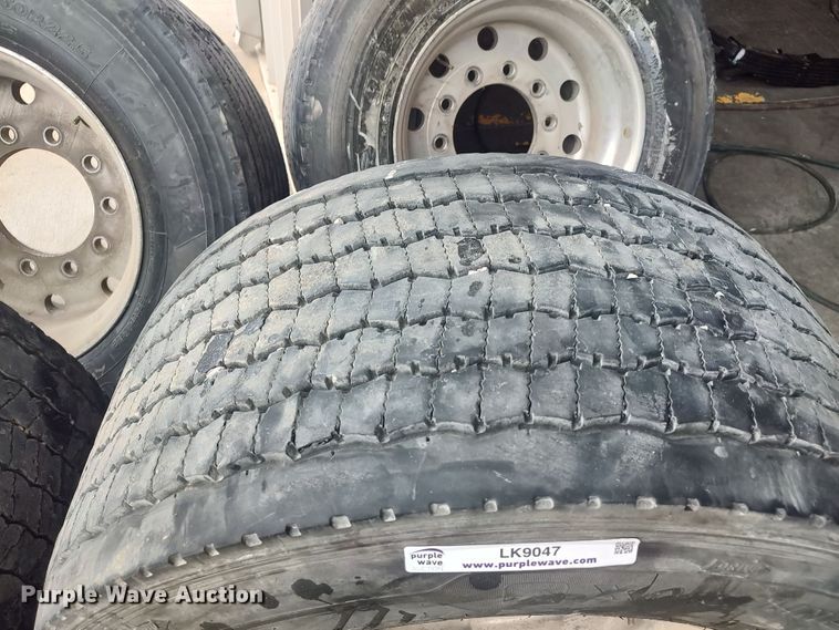 image for item LK9047 (4) Yokohoma 445/50R22.5 tires and wheels