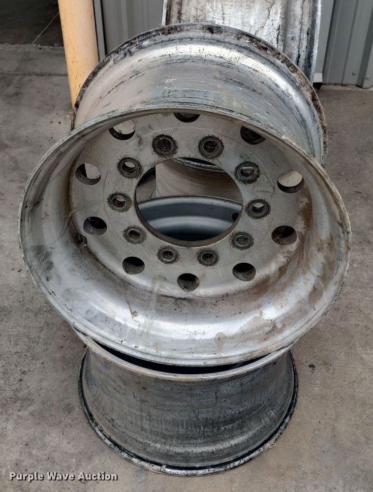 image for item LK9048 (4) super single wheels