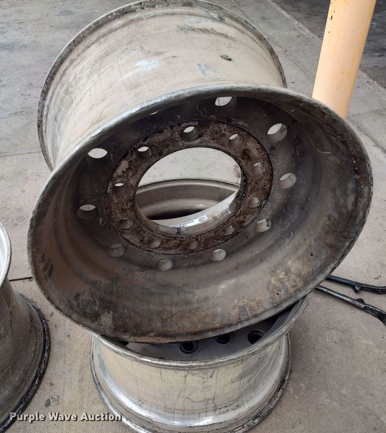 image for item LK9048 (4) super single wheels