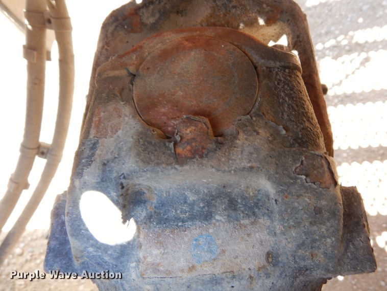 image for item LT9912 2016 Peterbilt 389  semi truck