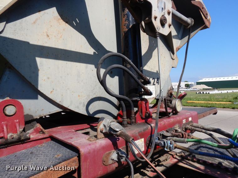 image for item MF9729 2008 Smith Co S3-42-34  side dump trailer