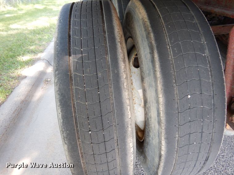 image for item MF9729 2008 Smith Co S3-42-34  side dump trailer