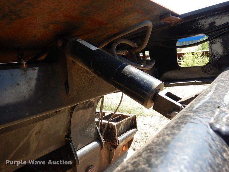 image for item MF9730 1998 Kalyn Siebert  lowboy equipment trailer