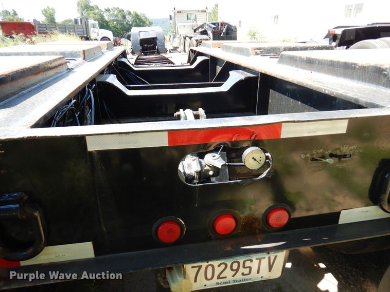 image for item MF9730 1998 Kalyn Siebert  lowboy equipment trailer