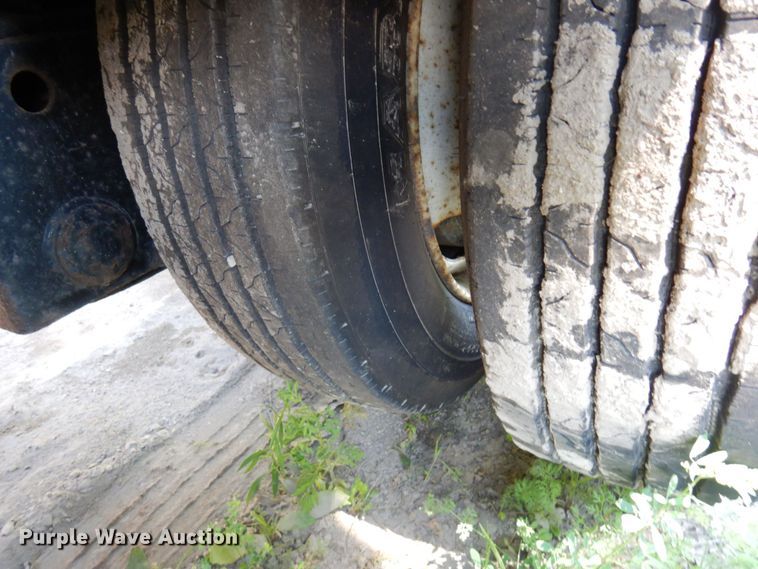 image for item MF9730 1998 Kalyn Siebert  lowboy equipment trailer