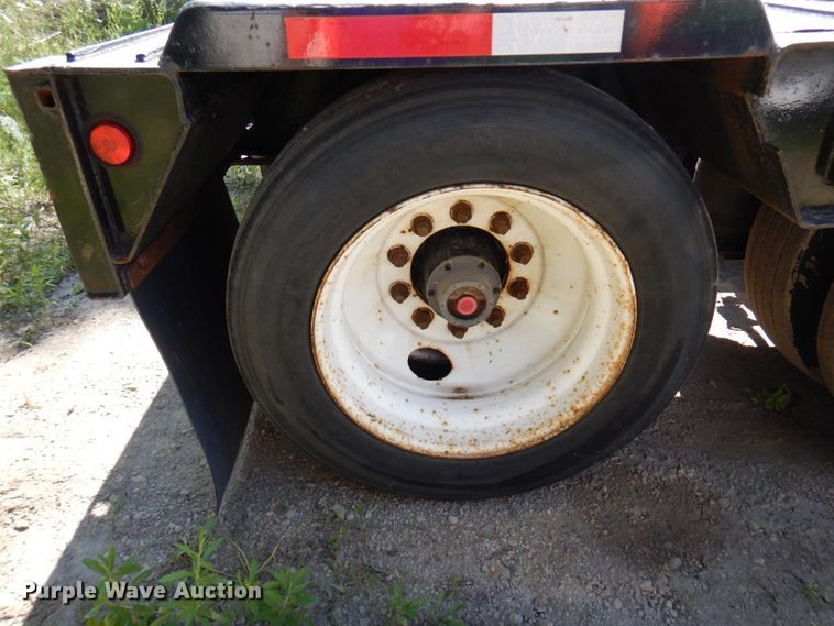 image for item MF9730 1998 Kalyn Siebert  lowboy equipment trailer