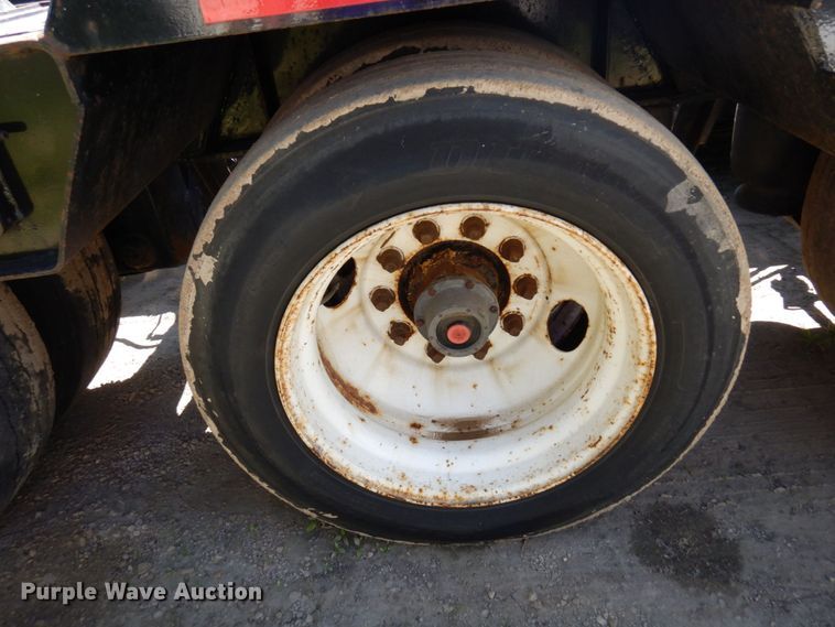 image for item MF9730 1998 Kalyn Siebert  lowboy equipment trailer