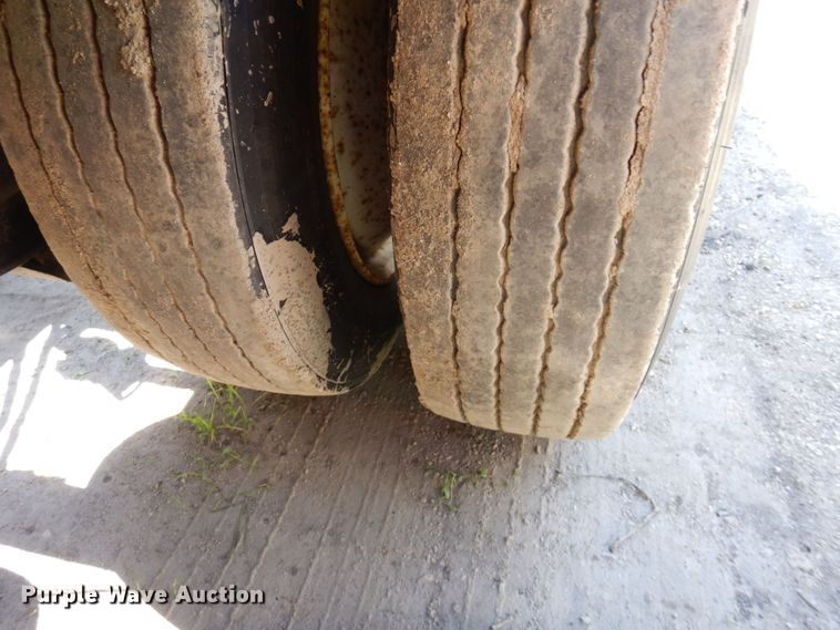 image for item MF9730 1998 Kalyn Siebert  lowboy equipment trailer