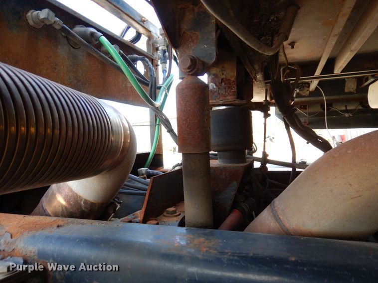 image for item MF9735 2009 Western Star 4900SA  semi truck