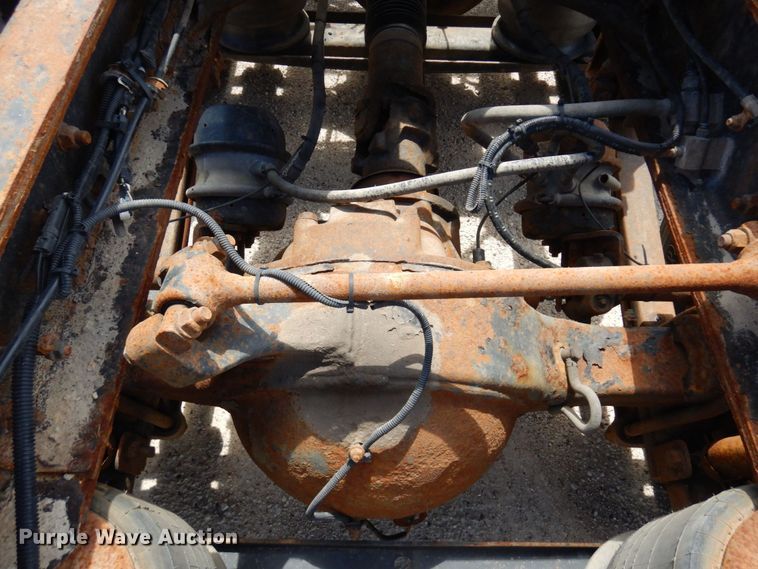 image for item MF9735 2009 Western Star 4900SA  semi truck