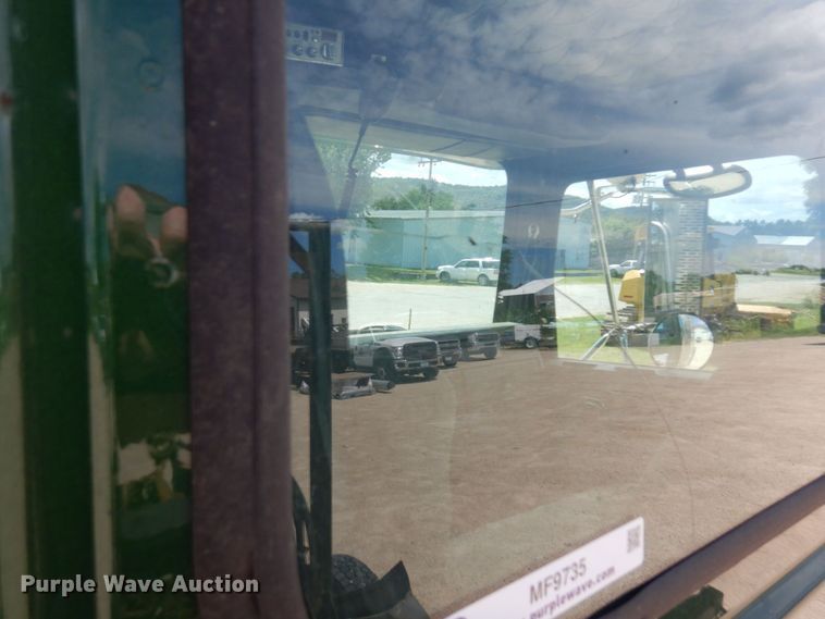 image for item MF9735 2009 Western Star 4900SA  semi truck