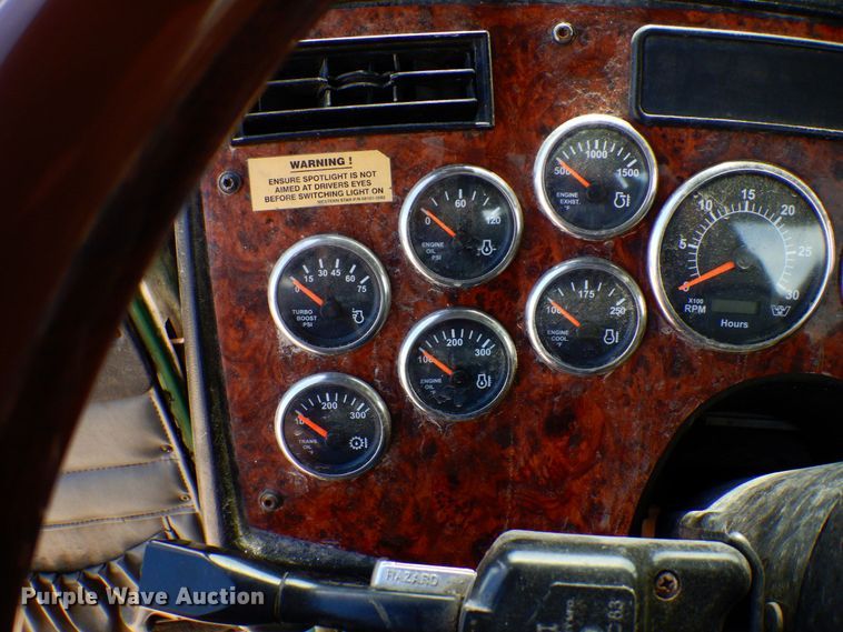 image for item MF9735 2009 Western Star 4900SA  semi truck