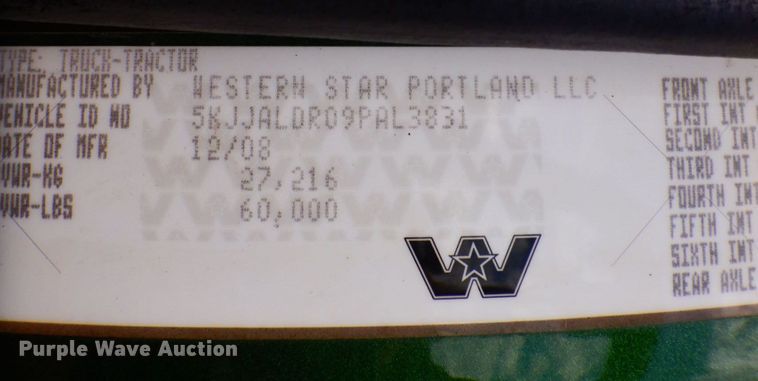 image for item MF9735 2009 Western Star 4900SA  semi truck