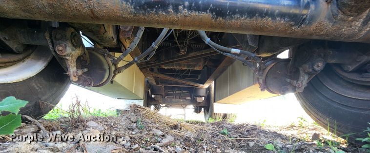 image for item MK9055 2006 Transcraft Eagle 2  flatbed trailer