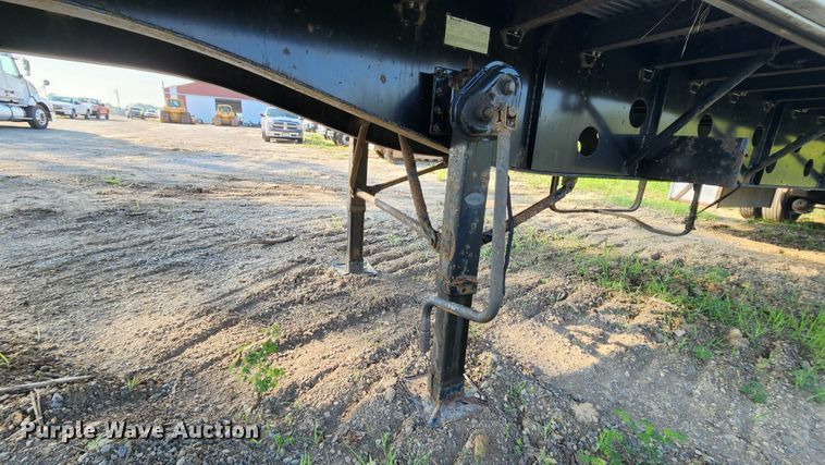 image for item MK9055 2006 Transcraft Eagle 2  flatbed trailer