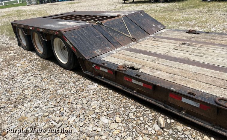 image for item MU9001 2009 Trail Eze TE80DGWS53  lowboy equipment trailer