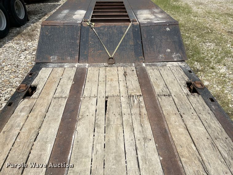 image for item MU9001 2009 Trail Eze TE80DGWS53  lowboy equipment trailer