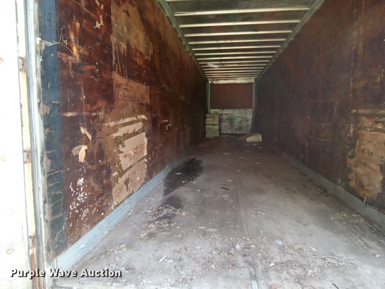 image for item DK0980 Fruehauf  dry van trailer body