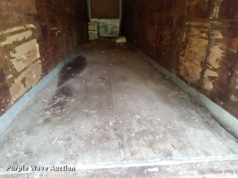 image for item DK0980 Fruehauf  dry van trailer body