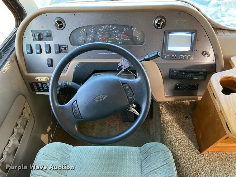 image for item DK6250 1999 Georgie Boy Pursuit  RV