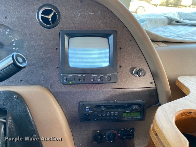 image for item DK6250 1999 Georgie Boy Pursuit  RV