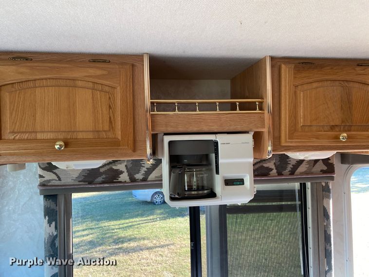 image for item DK6250 1999 Georgie Boy Pursuit  RV