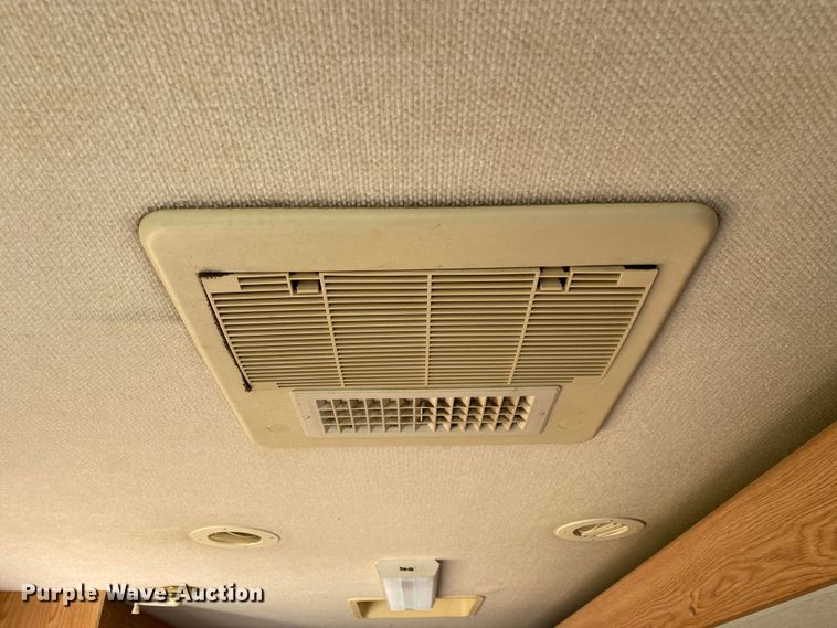 image for item DK6250 1999 Georgie Boy Pursuit  RV