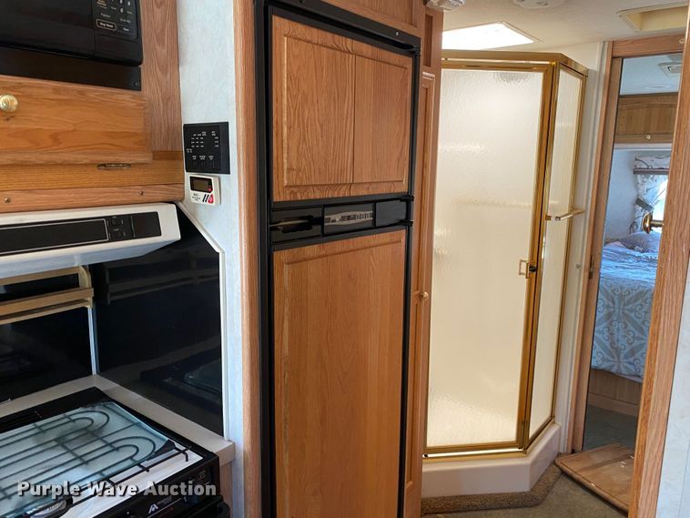 image for item DK6250 1999 Georgie Boy Pursuit  RV