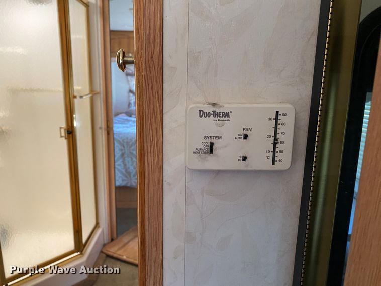 image for item DK6250 1999 Georgie Boy Pursuit  RV