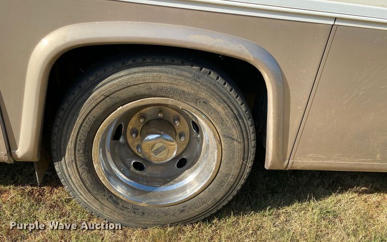 image for item DK6250 1999 Georgie Boy Pursuit  RV