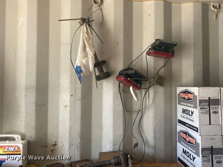 image for item DK6367 Shipping container