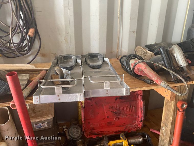 image for item DK6367 Shipping container