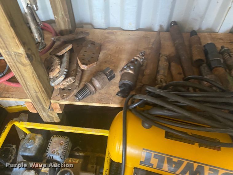 image for item DK6367 Shipping container