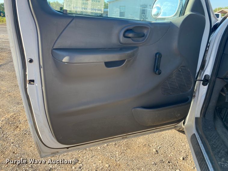 image for item DK6376 2001 Ford F150  pickup truck