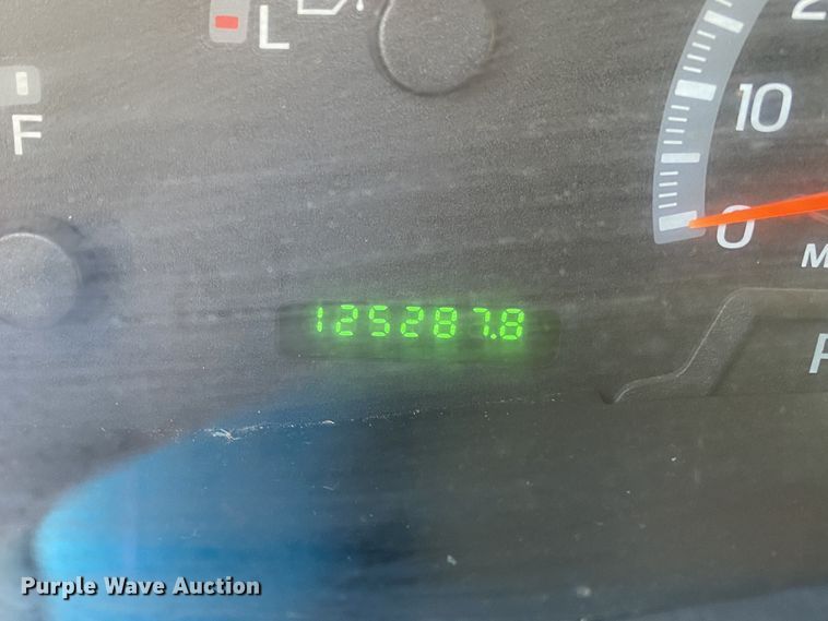 image for item DK6376 2001 Ford F150  pickup truck