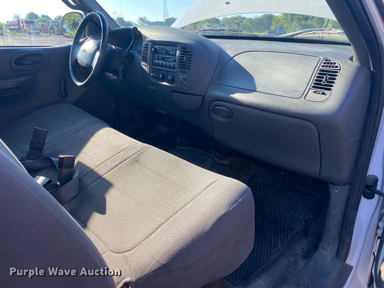 image for item DK6376 2001 Ford F150  pickup truck