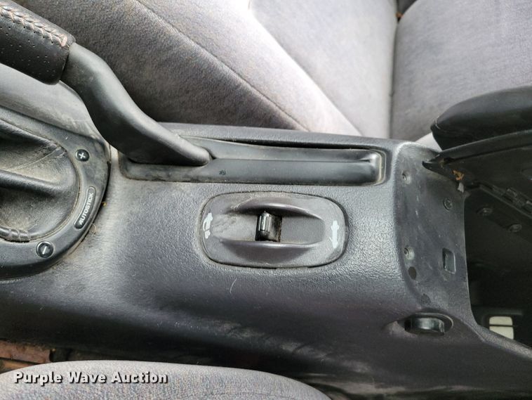 image for item DM2454 1999 Chrysler Sebring JXi  convertible