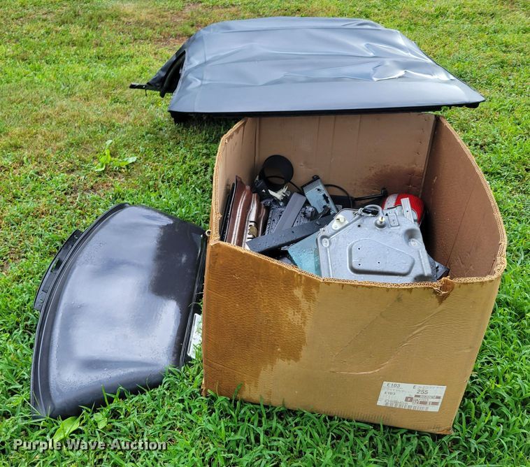 image for item DM2454 1999 Chrysler Sebring JXi  convertible