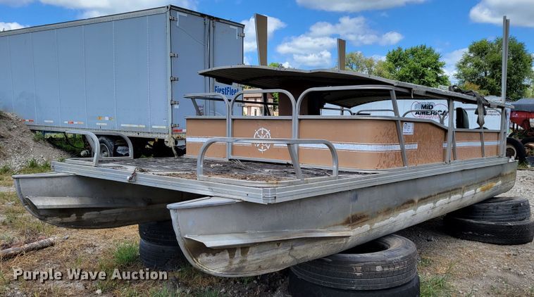 image for item DM2459 1981 Play Craft  boat