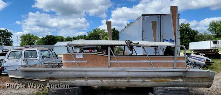 image for item DM2459 1981 Play Craft  boat